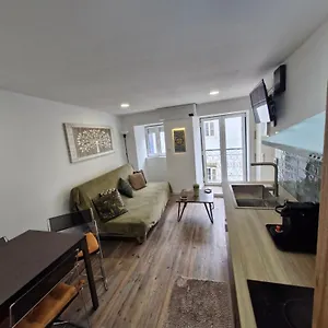 https://alfama-t1-travel.hotels-lisbon-portugal.com