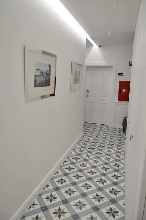 Edificio Charles 104 Apartment Funchal   Funchal (Madeira)